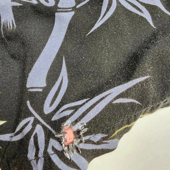 Vintage Paradise Found Hawaiian Leaf Shirt Size XXL 2XL - Picture 4 of 4